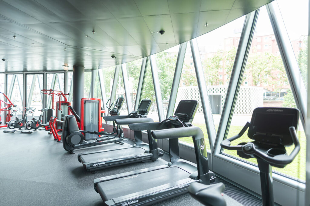 Fitnessstudio Fit&Work im Westhafen Tower