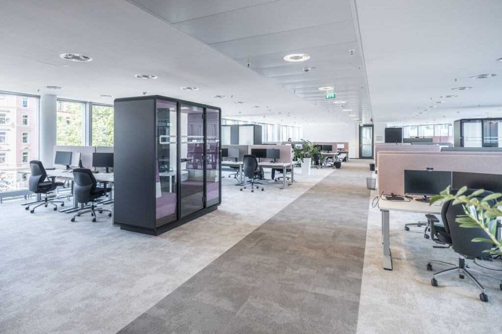 Open Space Büroraum im Westhafen Haus