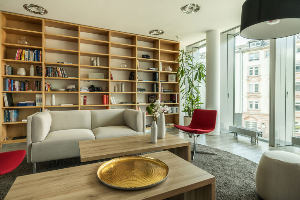Bibliothek im Westhafen Haus